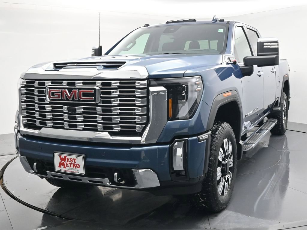 New 2026 GMC Sierra 3500 Denali w/ Denali Reserve Package