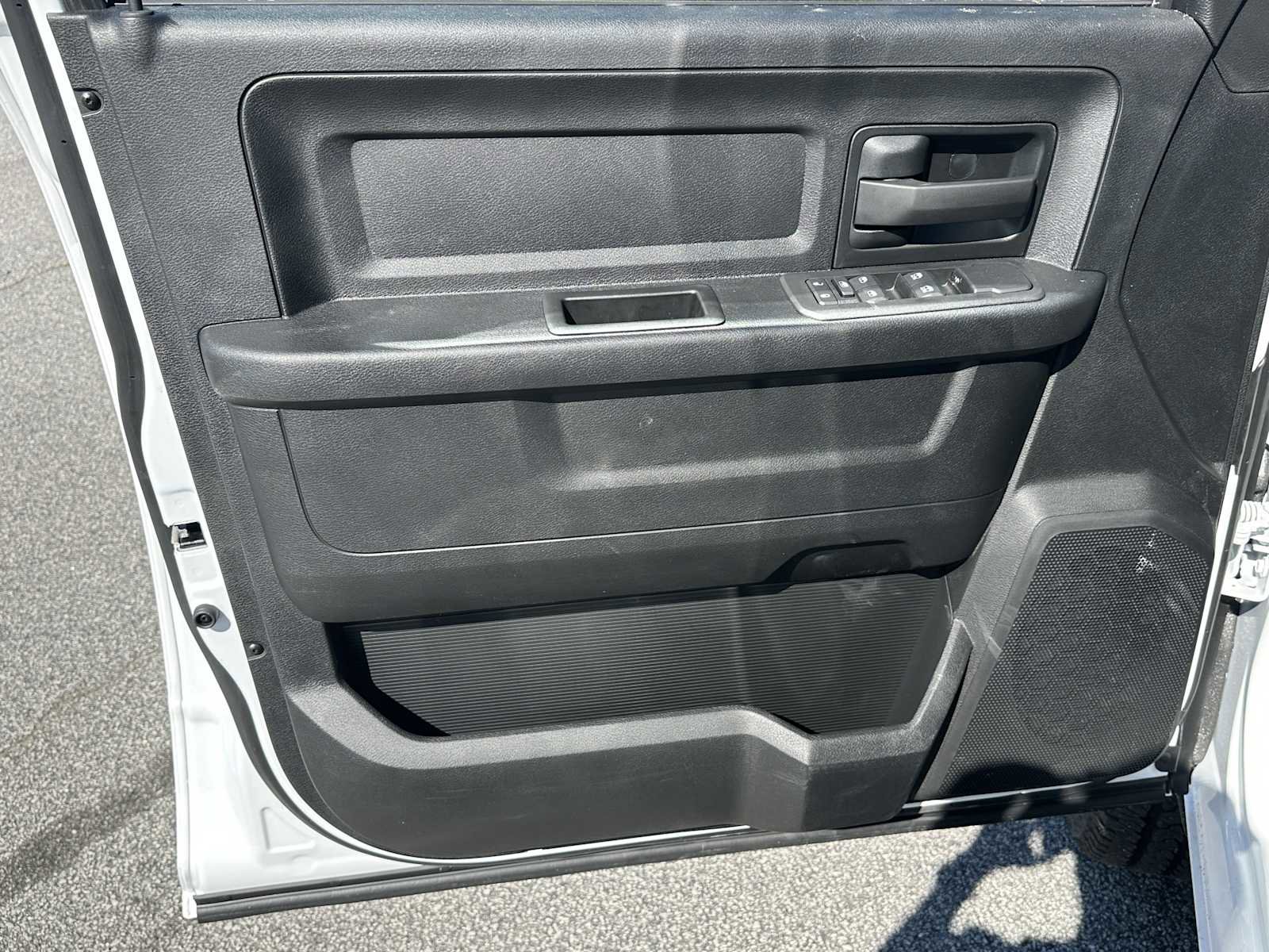 New 2026 RAM 2500 Tradesman w/ Chrome Appearance Group image 10