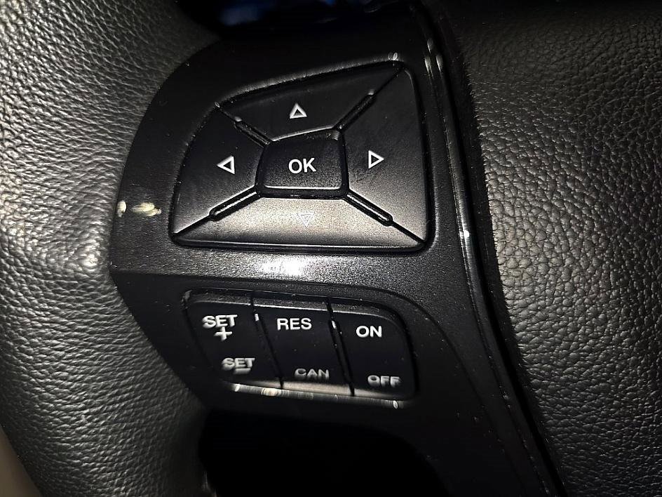 Used 2019 Ford Explorer XLT w/ Equipment Group 201A image 15