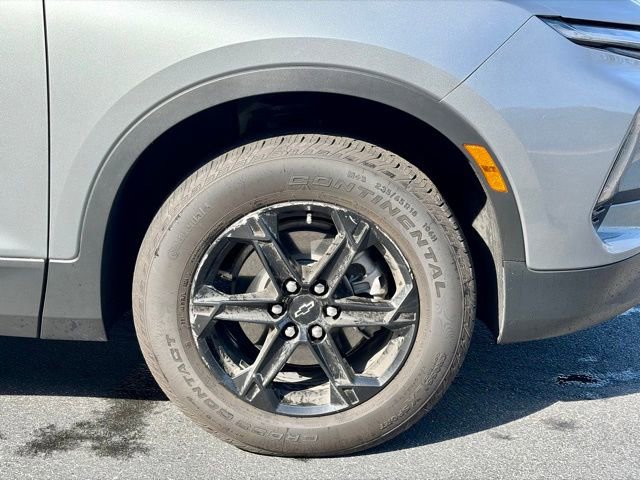 Used 2025 Chevrolet Blazer LT w/ Midnight/Sport Edition image 32