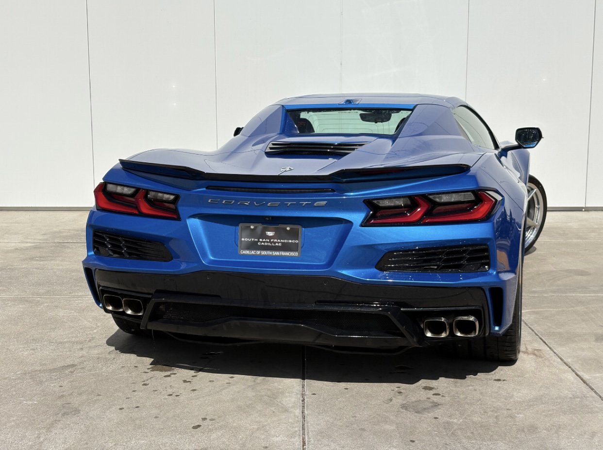 Used 2025 Chevrolet Corvette E-Ray AWD/4WD image 7