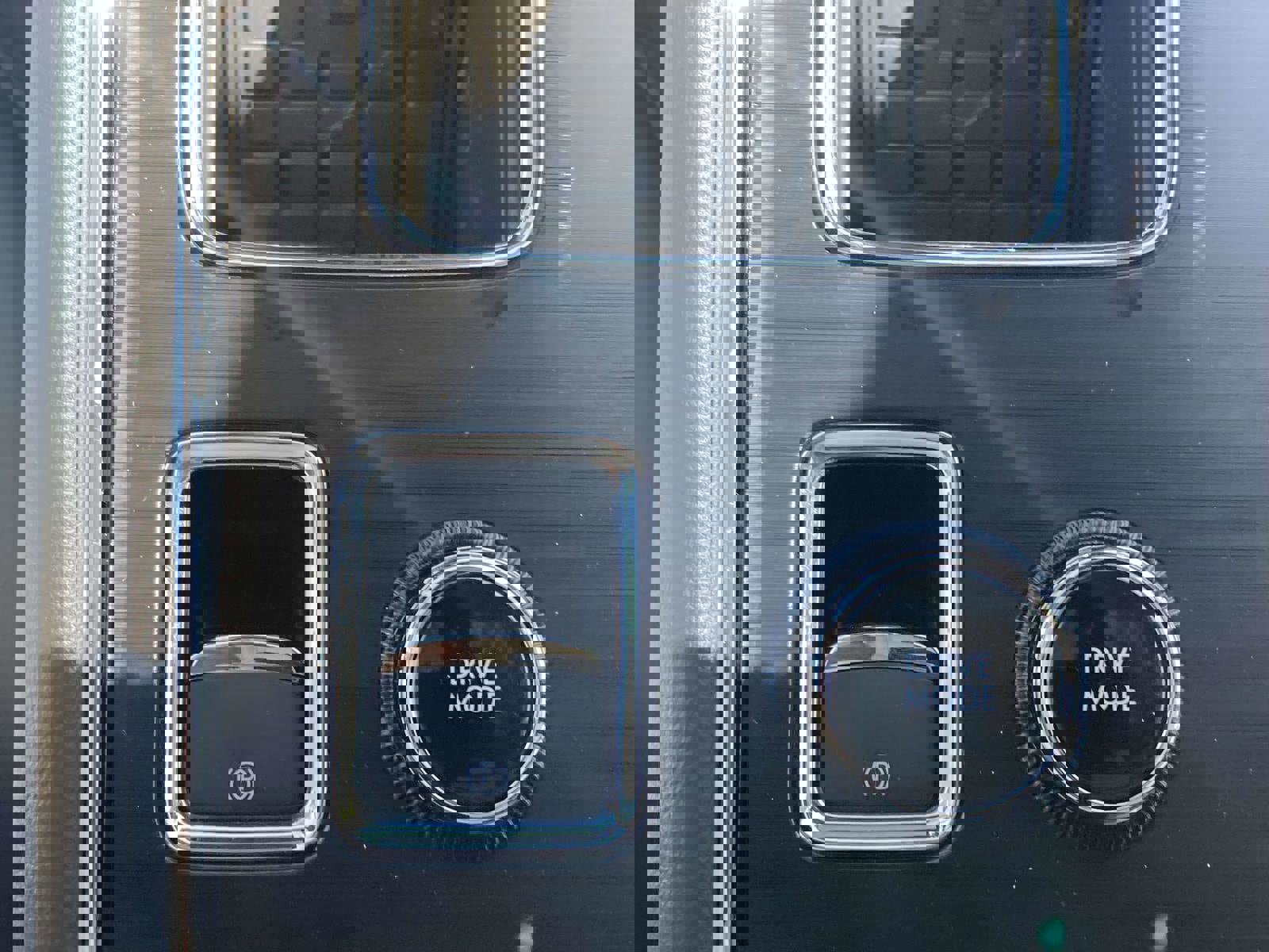 New 2025 Lincoln Aviator AWD w/ Equipment Group 101A image 27