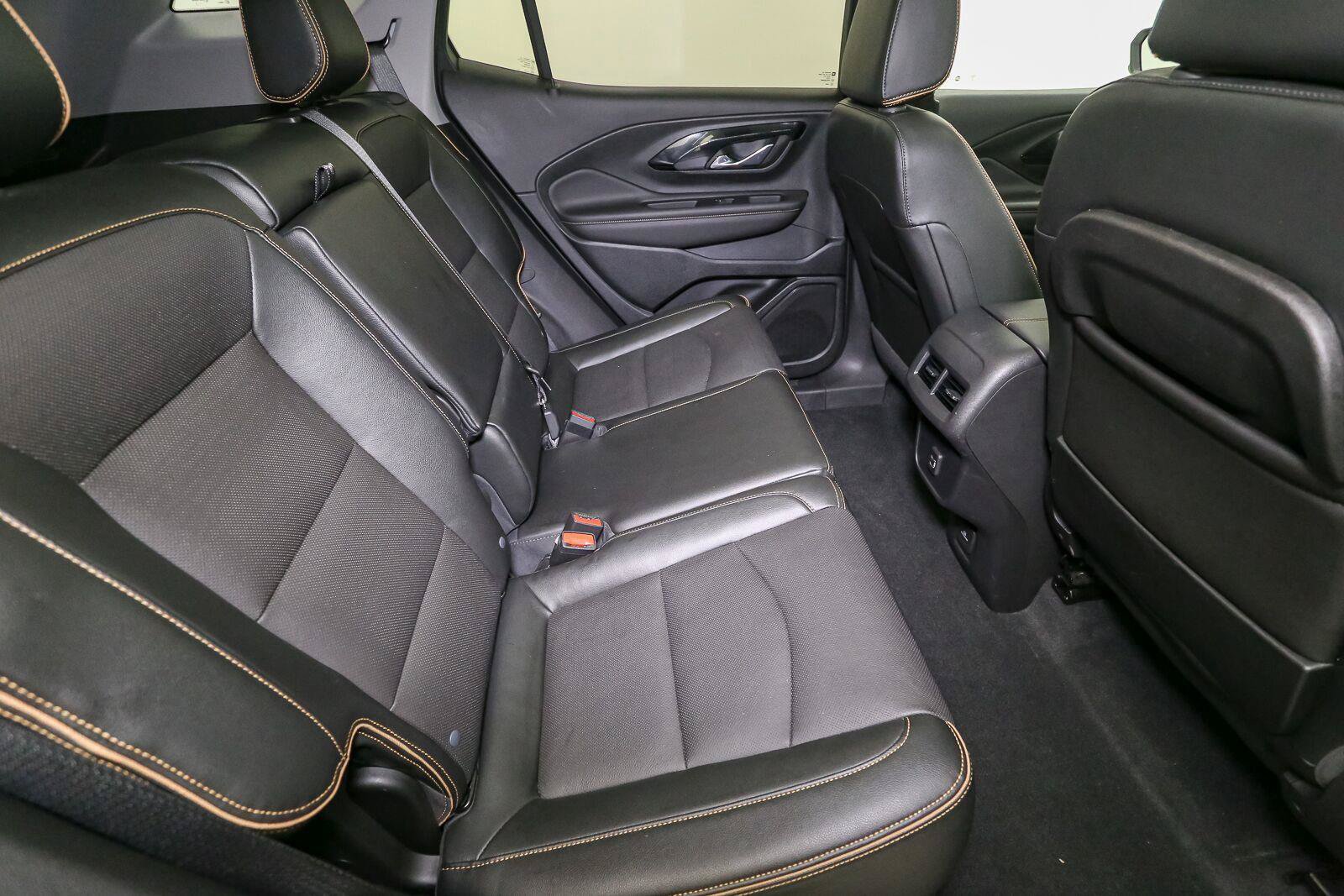 Used 2023 GMC Terrain AT4 AWD/4WD image 25