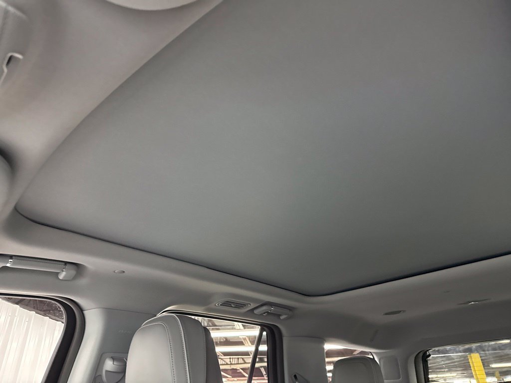 Used 2018 Lincoln Navigator Reserve w/ Technology Package AWD/4WD image 34
