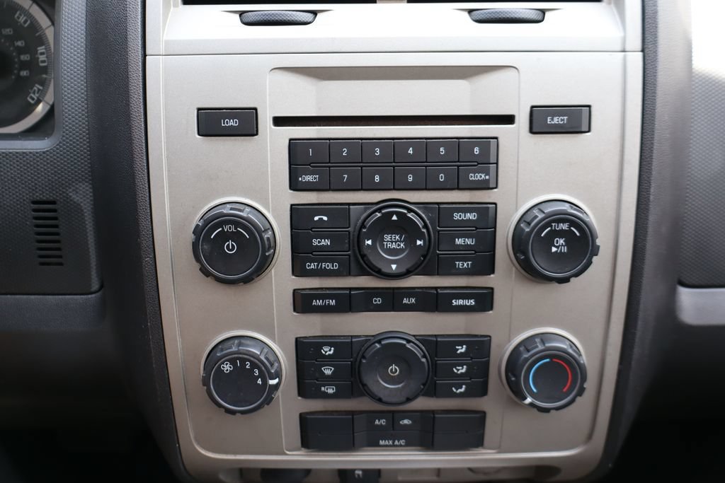 Used 2010 Ford Escape XLT FWD image 7