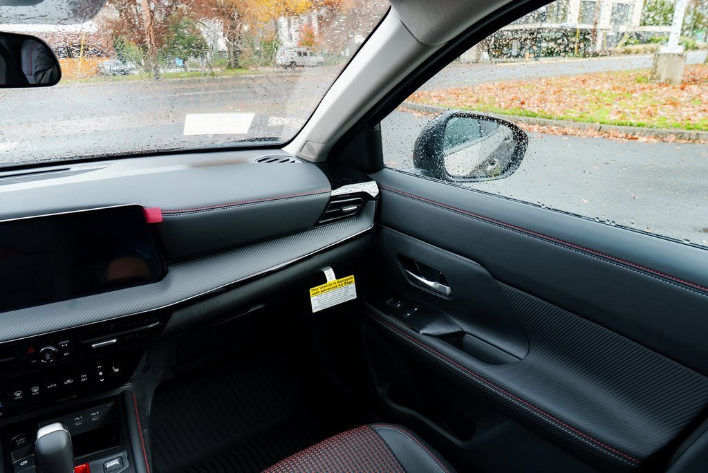 New 2026 Nissan Kicks SR w/ Cold Weather Package image 9