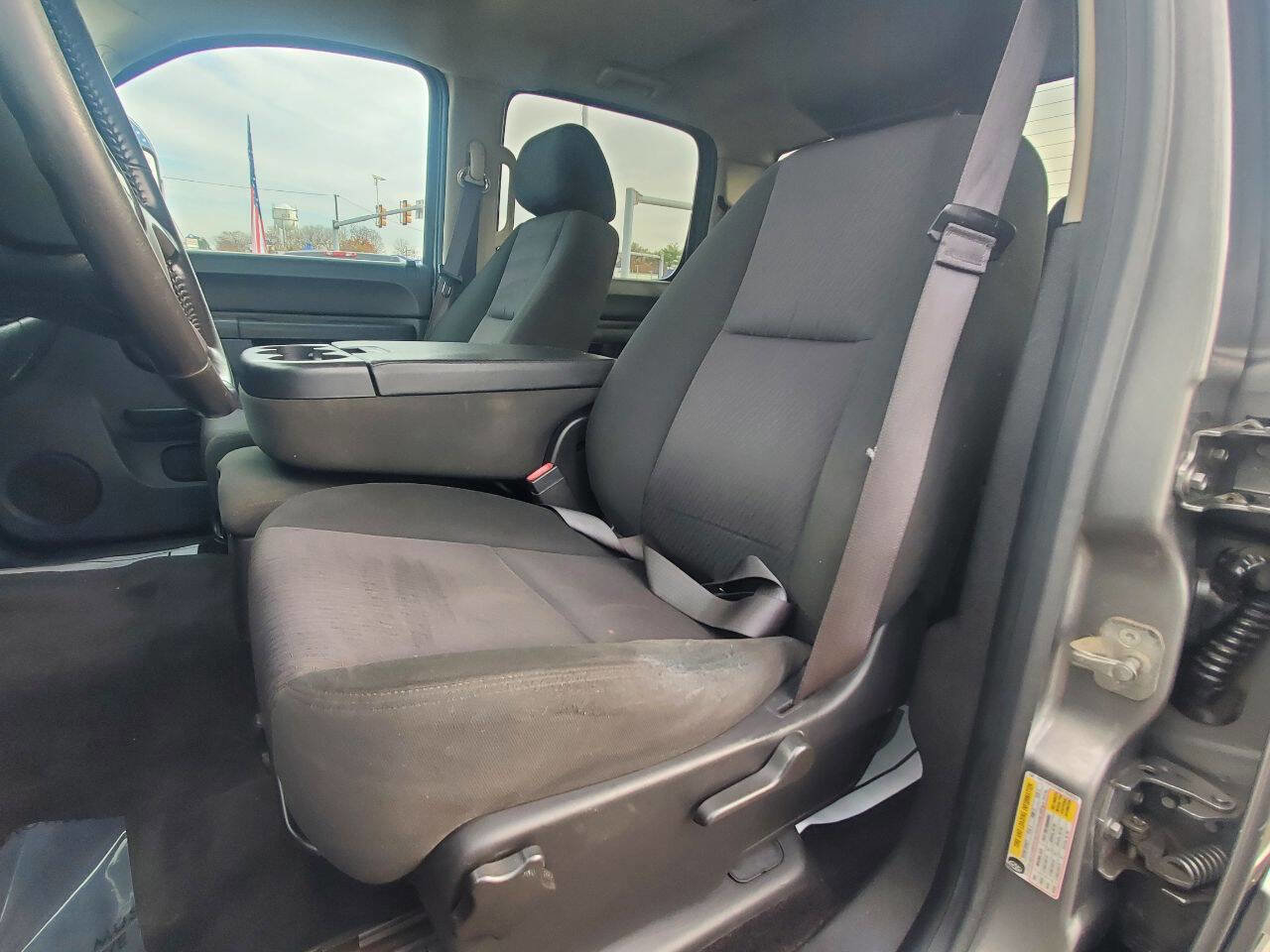 Used 2013 Chevrolet Silverado 2500 LT w/ Convenience Package image 9