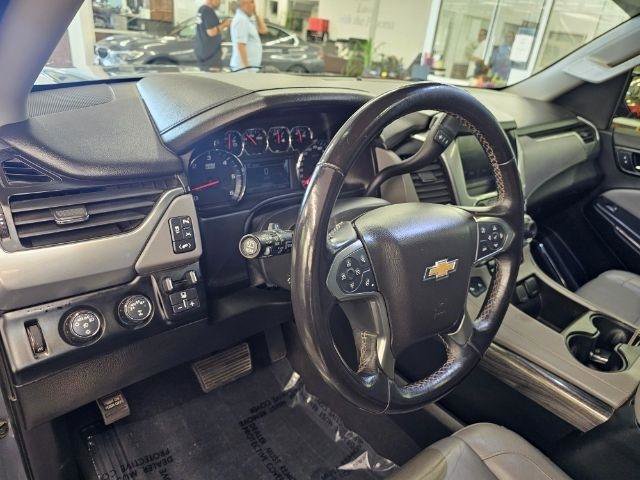 Used 2019 Chevrolet Suburban LT w/ Texas Edition Package AWD/4WD image 7