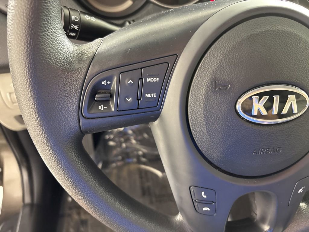 Used 2012 Kia Forte EX image 24