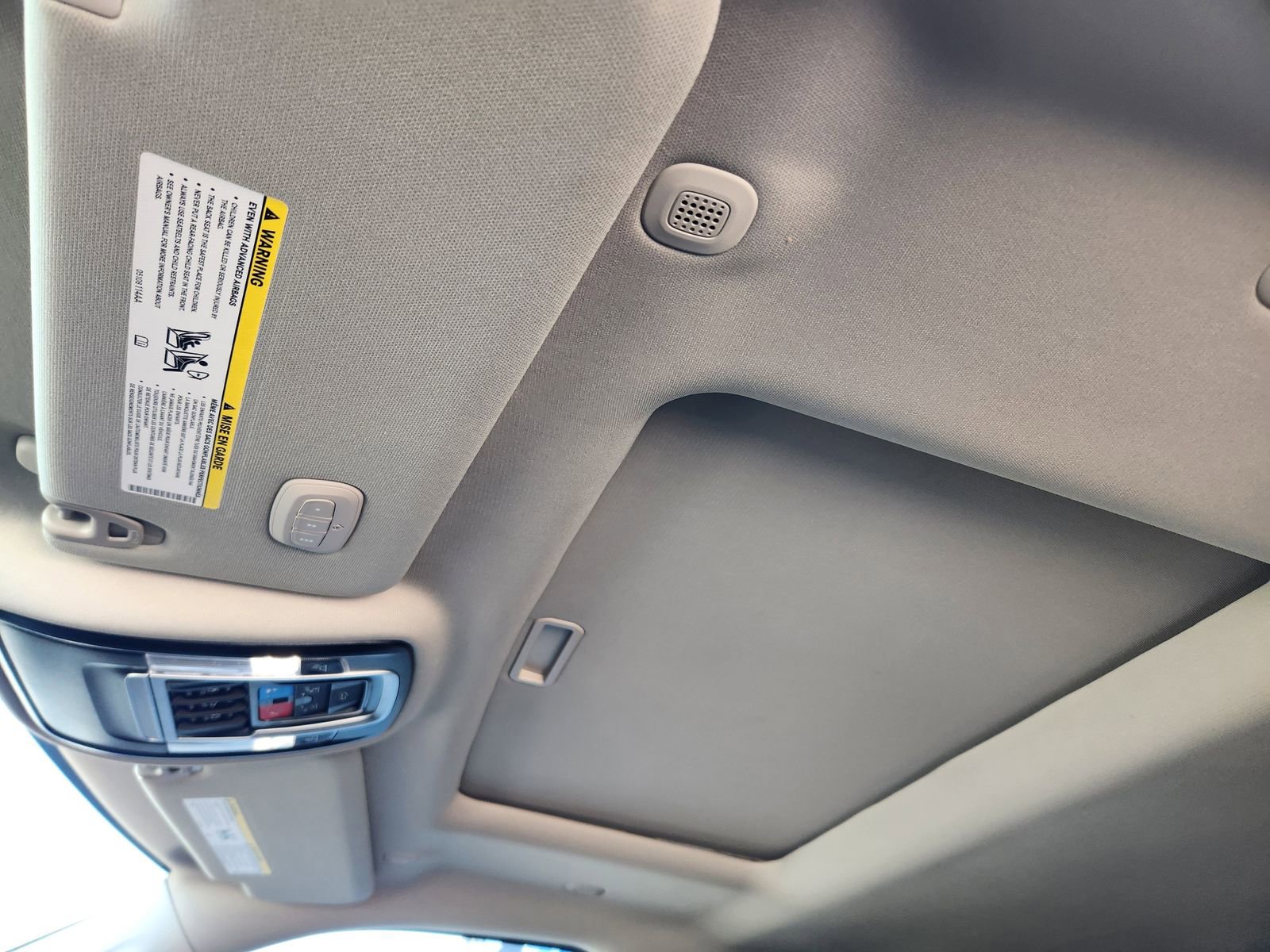 Used 2024 RAM 2500 Limited w/ Towing Technology Group image 29