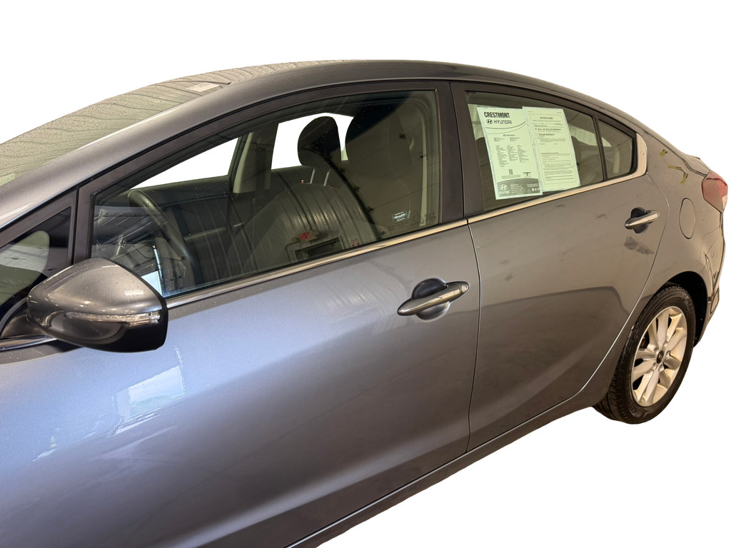 Used 2017 Kia Forte S w/ S Technology Package FWD image 8