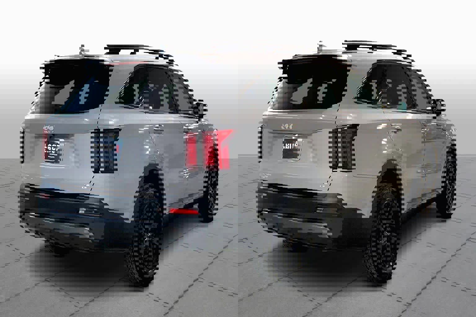 Used 2023 Kia Sorento S w/ Panoramic Sunroof Package image 13