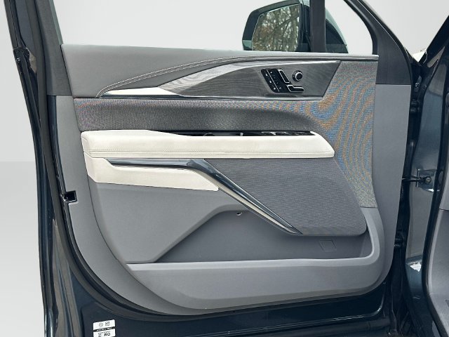 New 2026 Cadillac Escalade IQ Sport 1 w/ LPO, Floor Liner Package AWD/4WD image 9