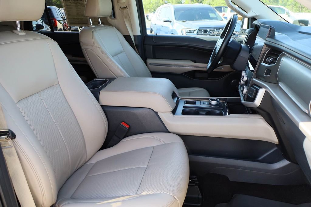 Used 2023 Ford Expedition Max XLT RWD image 33
