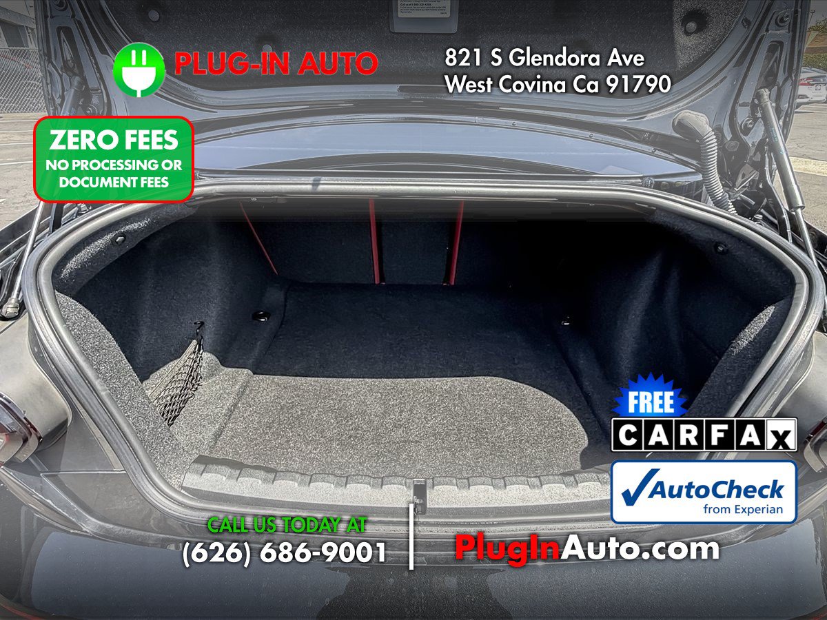 Used 2023 BMW 230i Coupe w/ Convenience Package RWD image 12