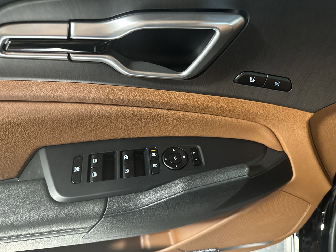 New 2026 Kia Sportage X-Line w/ X-Line Technology Package image 17