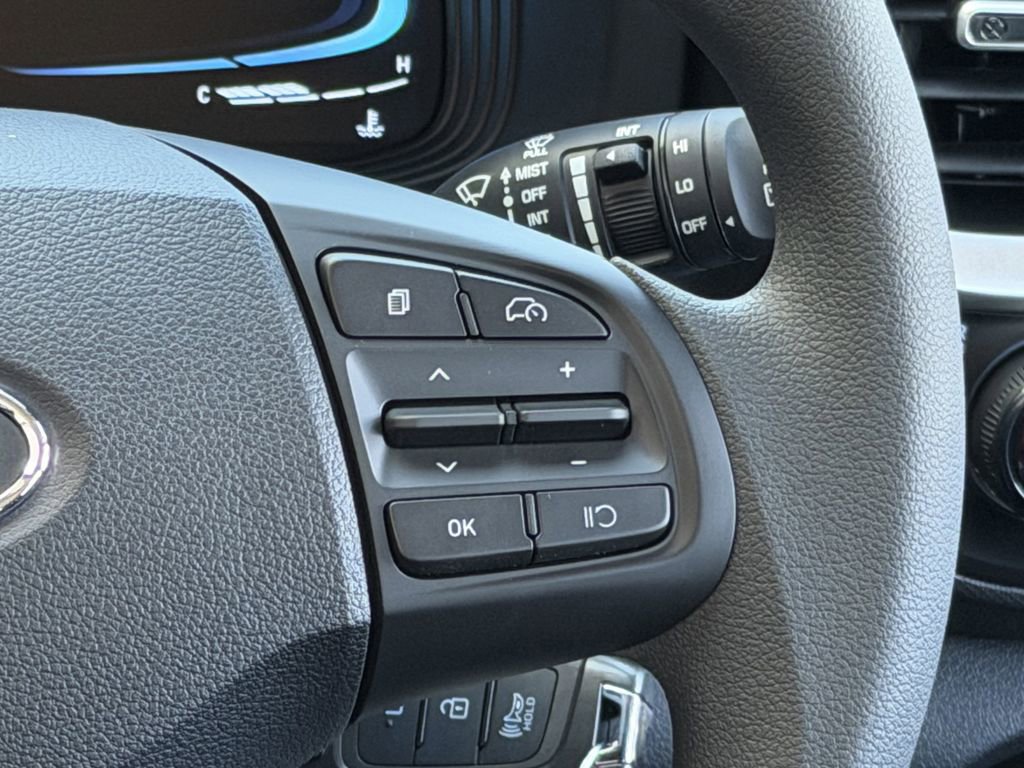 New 2026 Hyundai Venue SE image 14