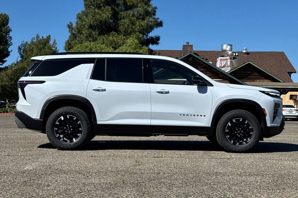 New 2026 Chevrolet Traverse Z71 AWD/4WD image 3