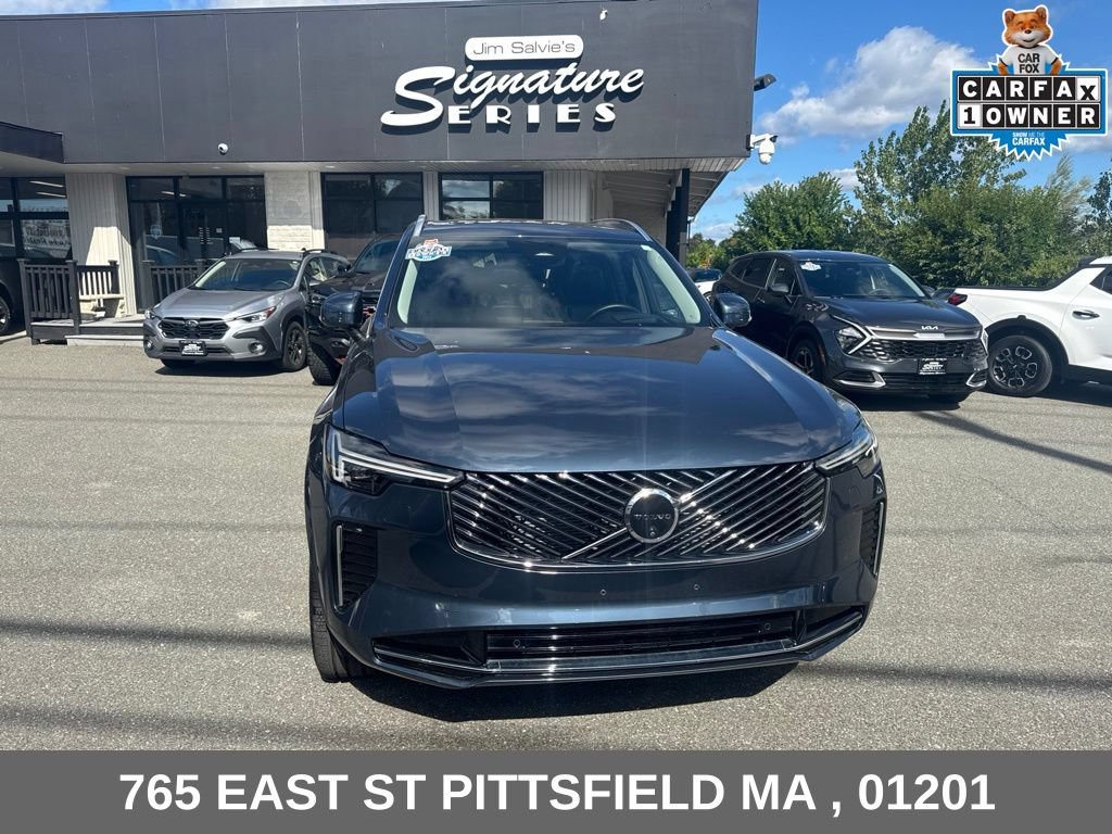 Used 2025 Volvo XC90 B6 Ultra w/ Protection Package Premier
