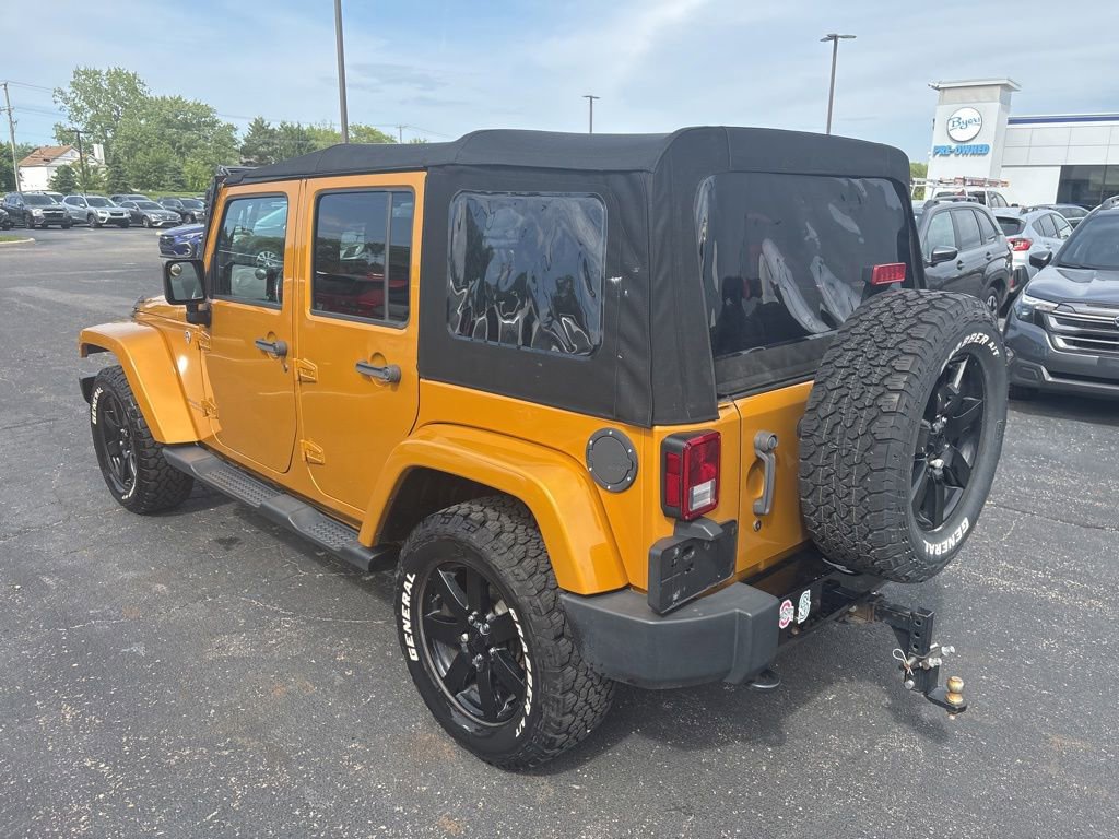 Used 2014 Jeep Wrangler Unlimited Sahara AWD/4WD image 4
