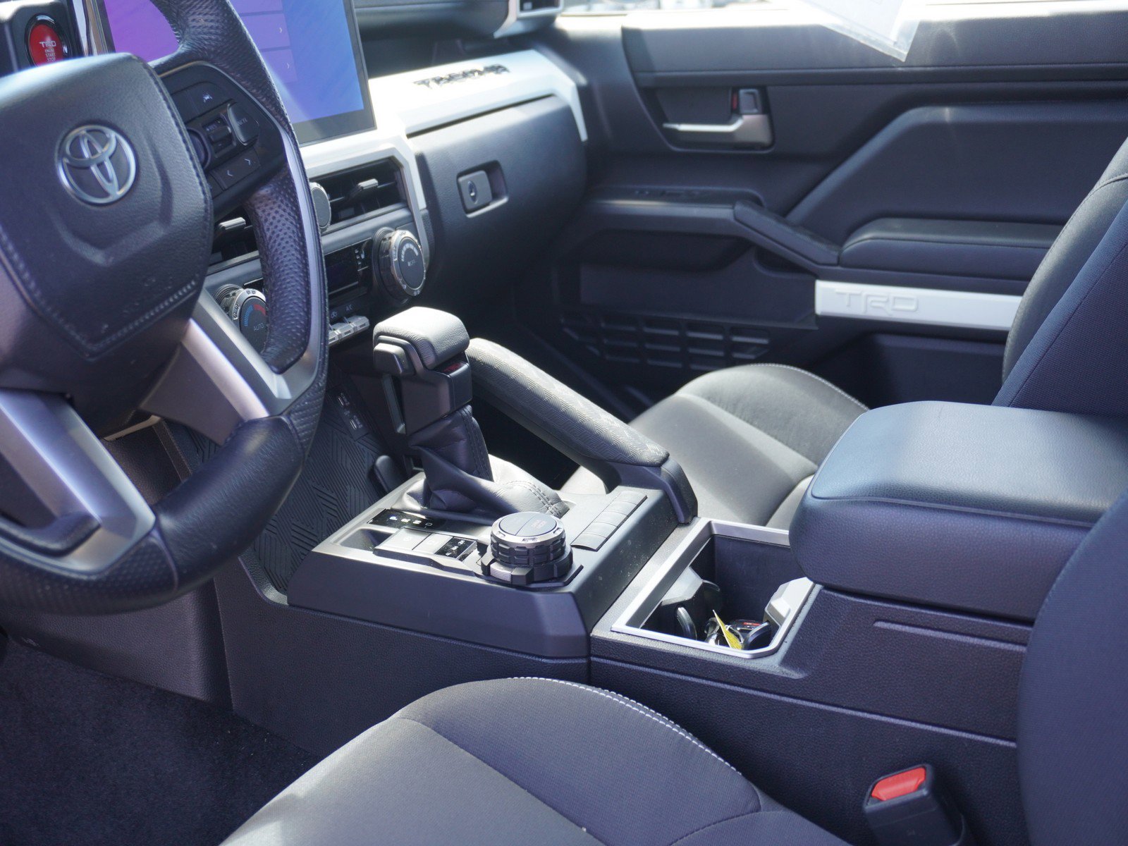 Used 2024 Toyota Tacoma TRD Sport AWD/4WD image 20