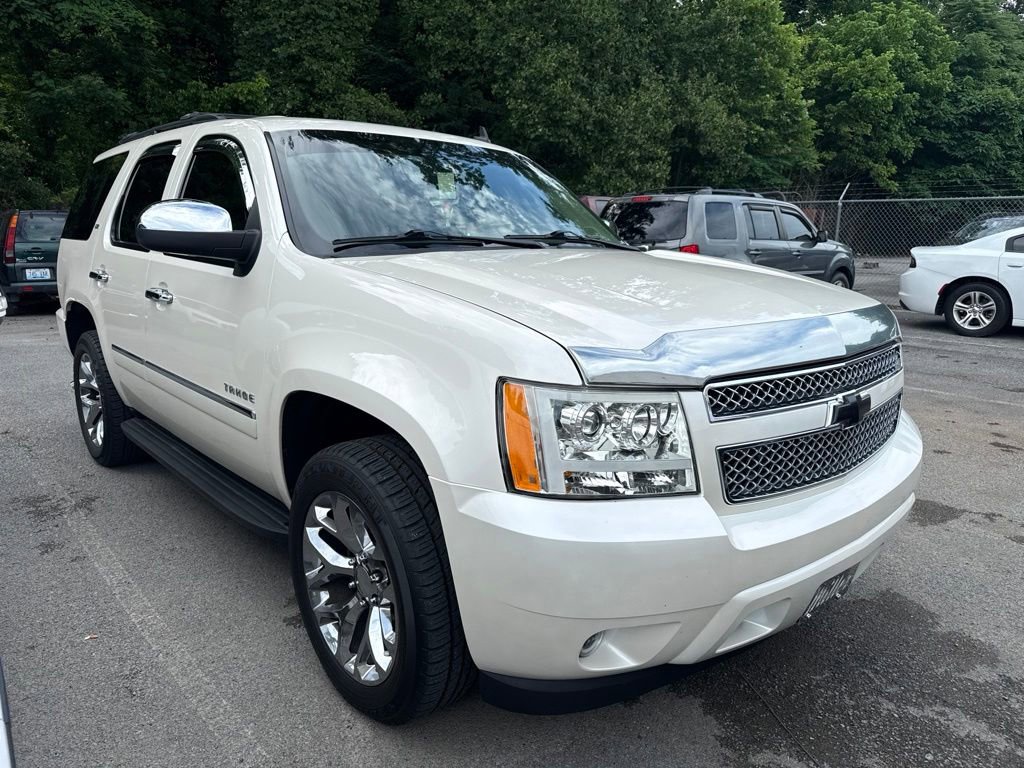 Used 2013 Chevrolet Tahoe LTZ AWD/4WD image 3