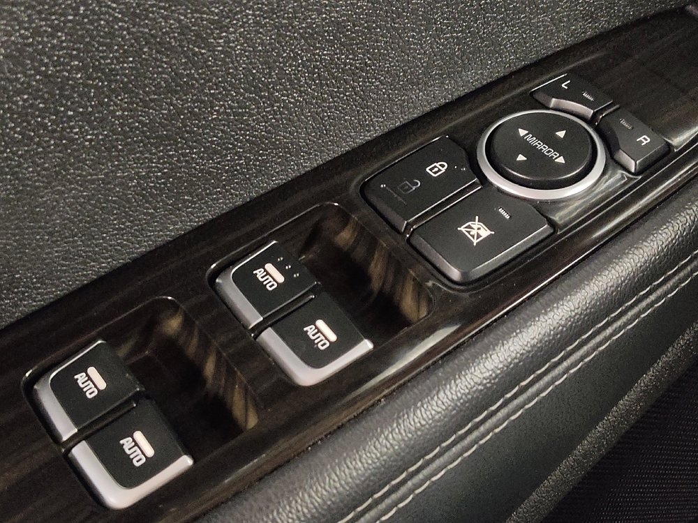 Used 2020 Kia Sorento EX image 27