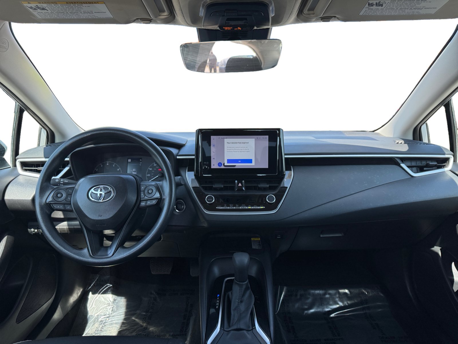 Used 2025 Toyota Corolla LE w/ LE Premium Package FWD image 10