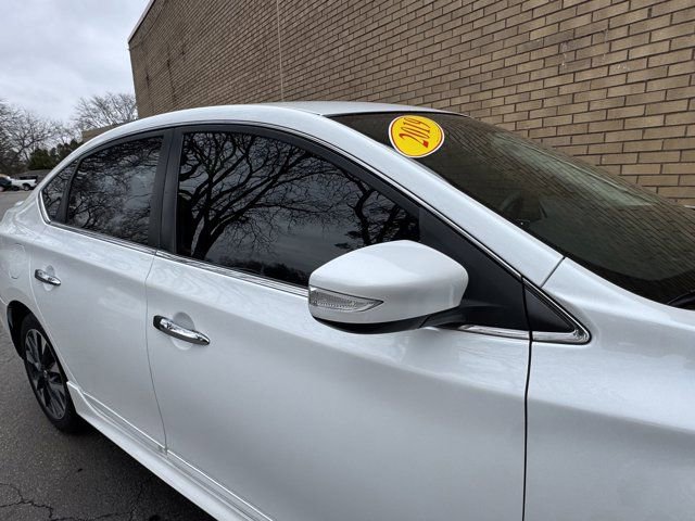 Used 2019 Nissan Sentra SR w/ Exterior Package image 8