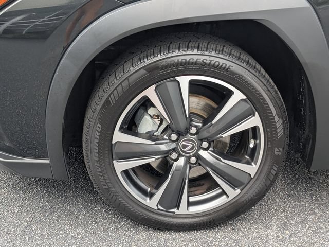 Certified 2024 Lexus UX 250h FWD image 12