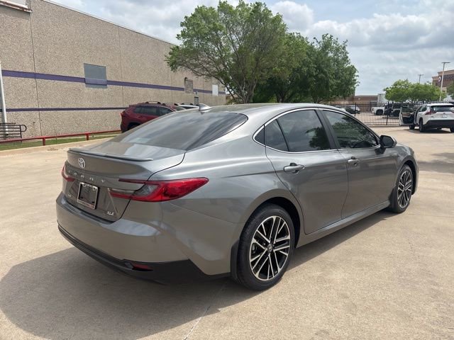 Used 2026 Toyota Camry XLE image 5