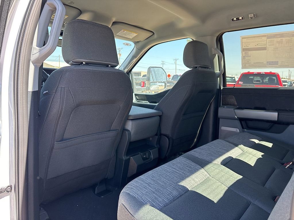 New 2026 Ford F350 XLT w/ XLT Premium Package AWD/4WD image 16