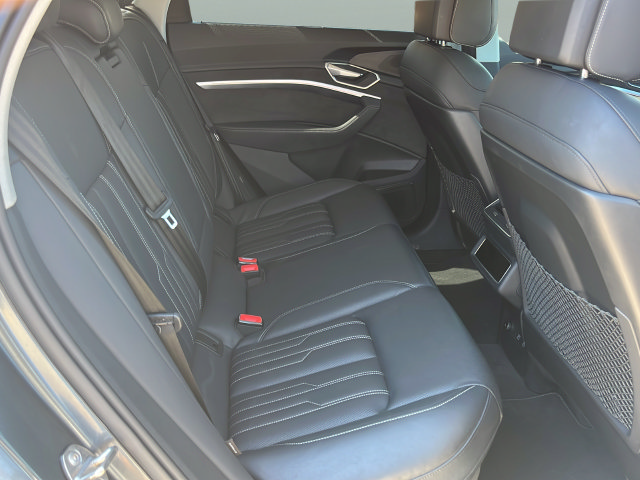 Used 2021 Audi e-tron Prestige AWD/4WD image 13