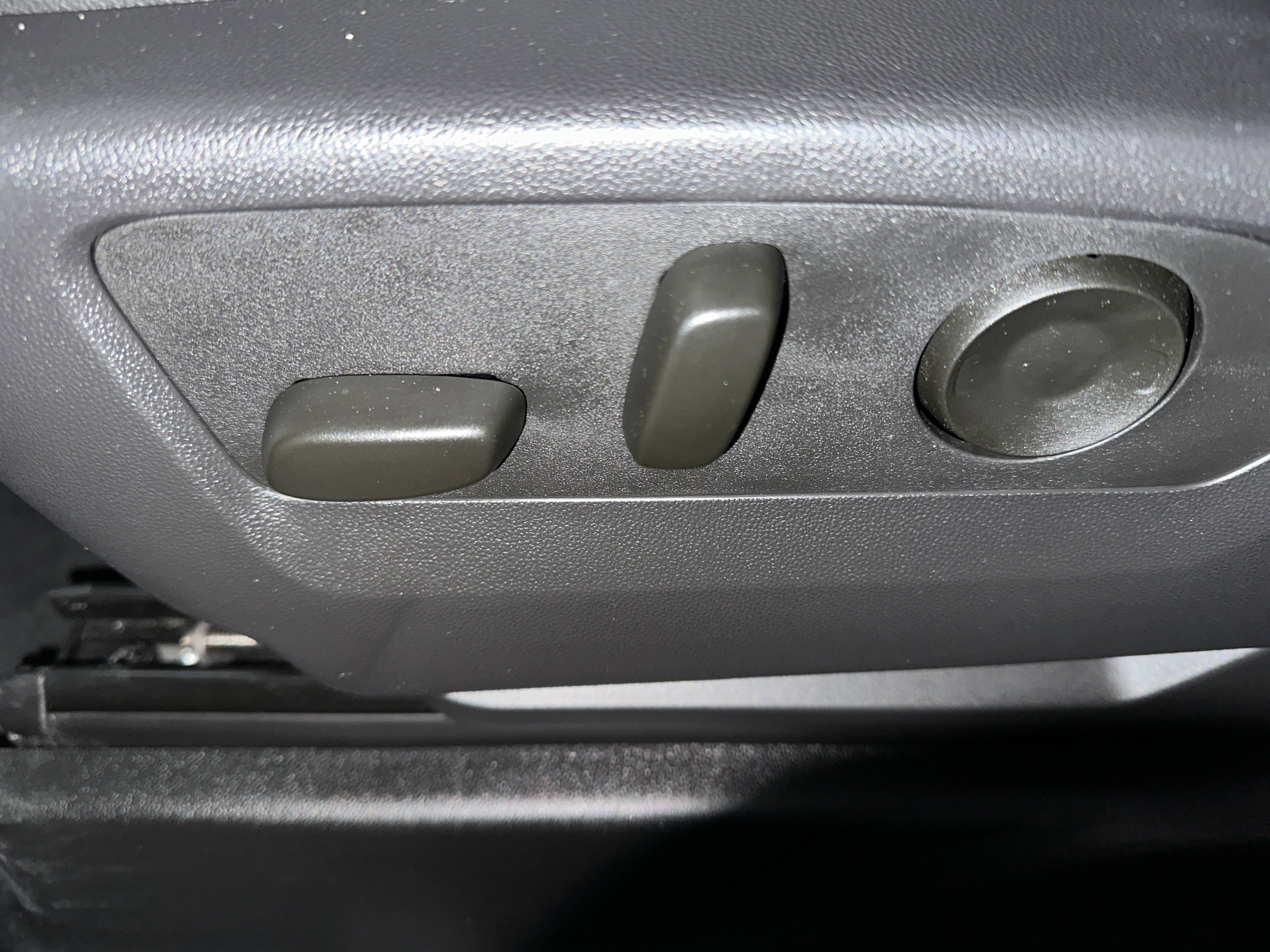 Used 2025 Chevrolet Tahoe LT image 23