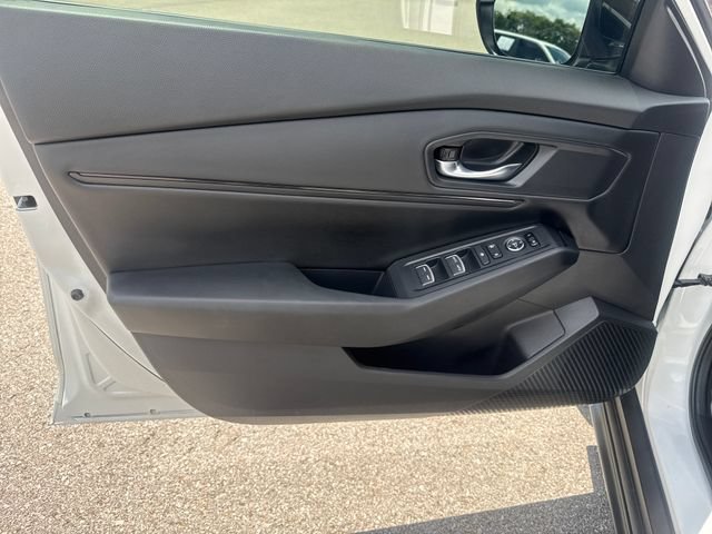 Certified 2025 Honda Accord SE image 9