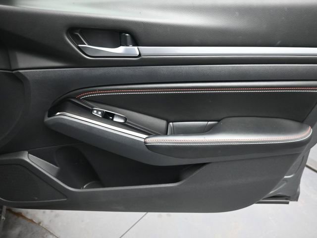 Used 2023 Nissan Altima 2.0 SR image 29