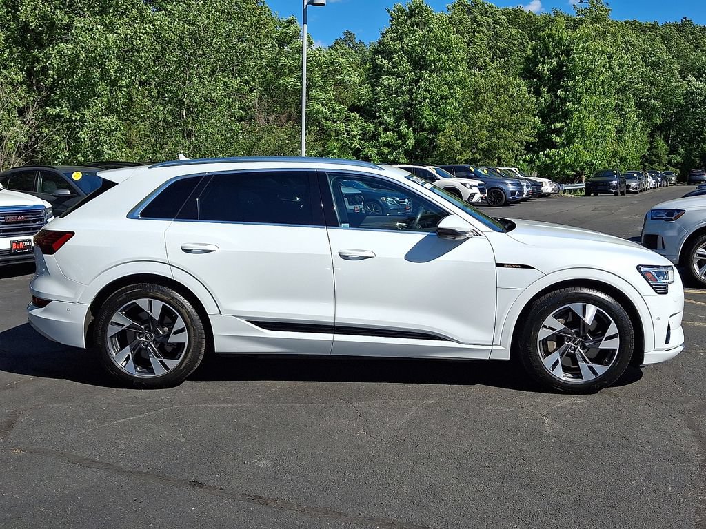 Certified 2023 Audi e-tron Premium Plus w/ Premium Plus Package AWD/4WD image 14