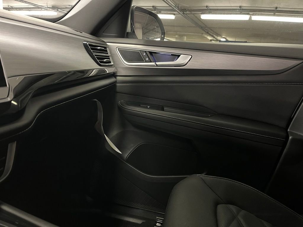 New 2026 Volkswagen Atlas Cross Sport SE AWD/4WD image 30