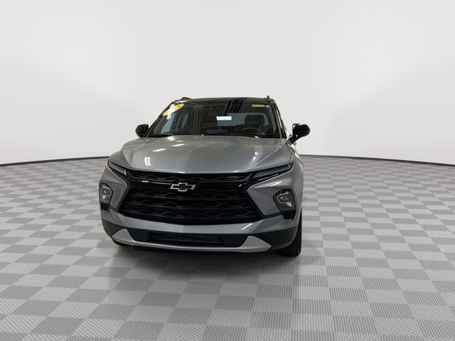 Certified 2024 Chevrolet Blazer LT w/ Convenience Package FWD image 4