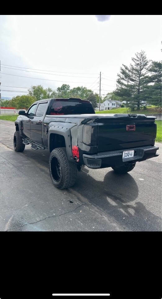 Used 2018 Chevrolet Silverado 1500 LT w/ All Star Edition image 5