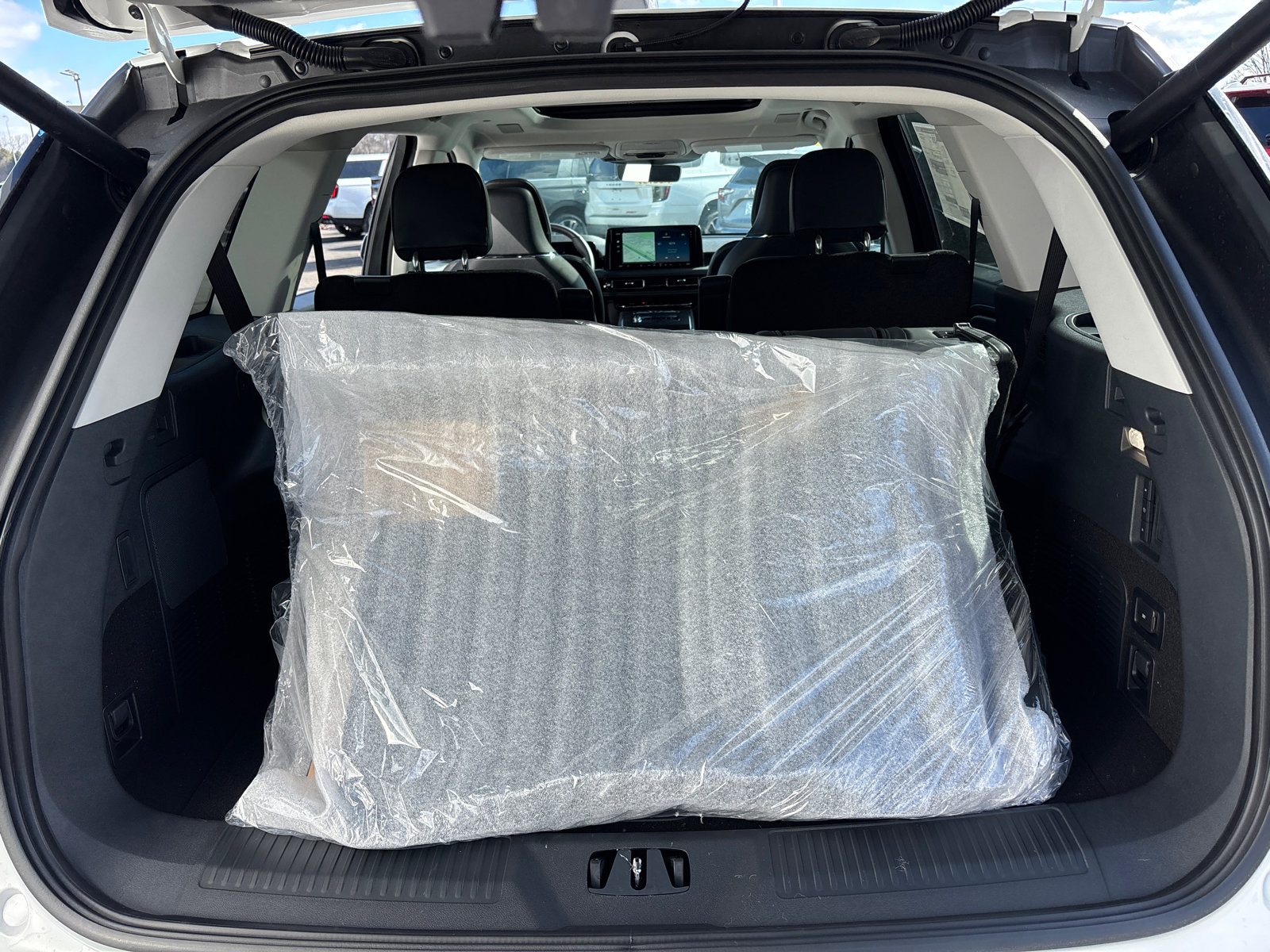 New 2026 Lincoln Aviator Reserve AWD/4WD image 9