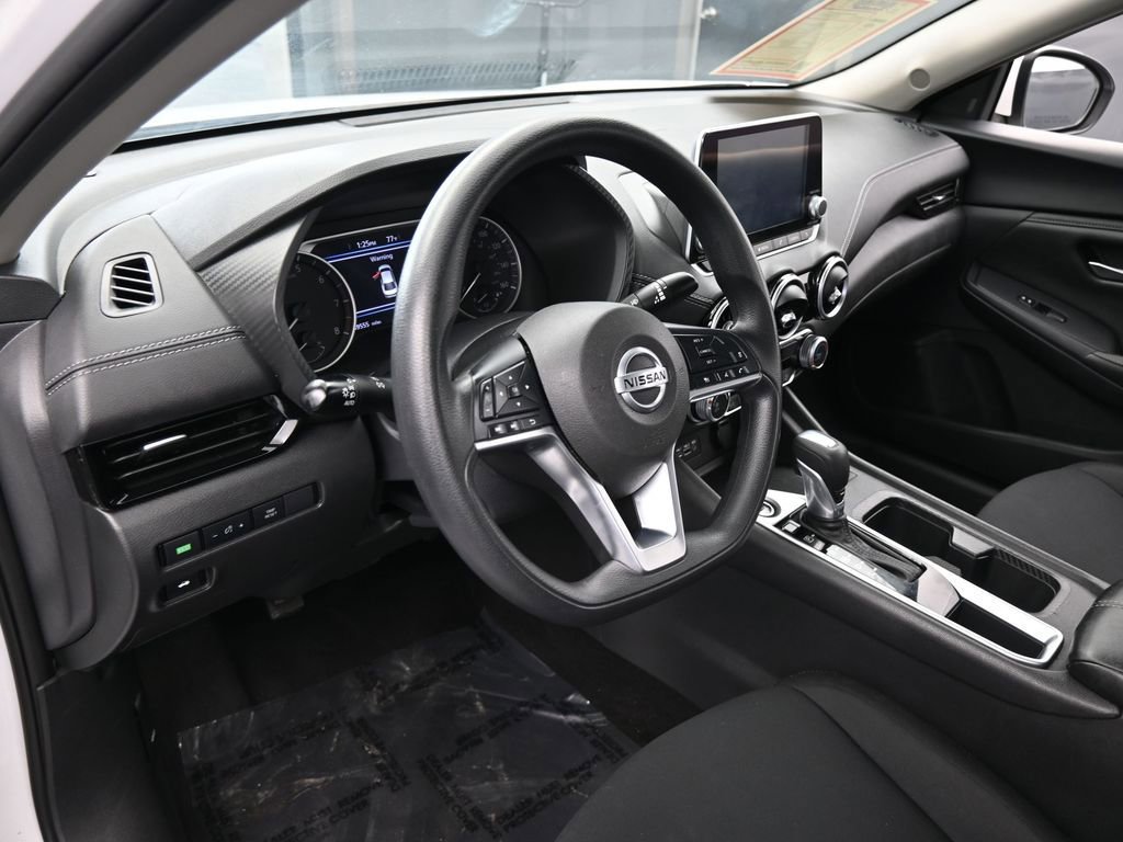 Used 2023 Nissan Sentra SV image 10