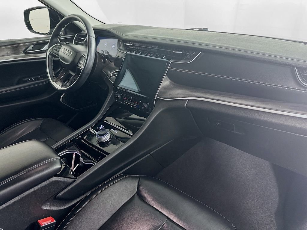 Certified 2022 Jeep Grand Cherokee L Limited image 43