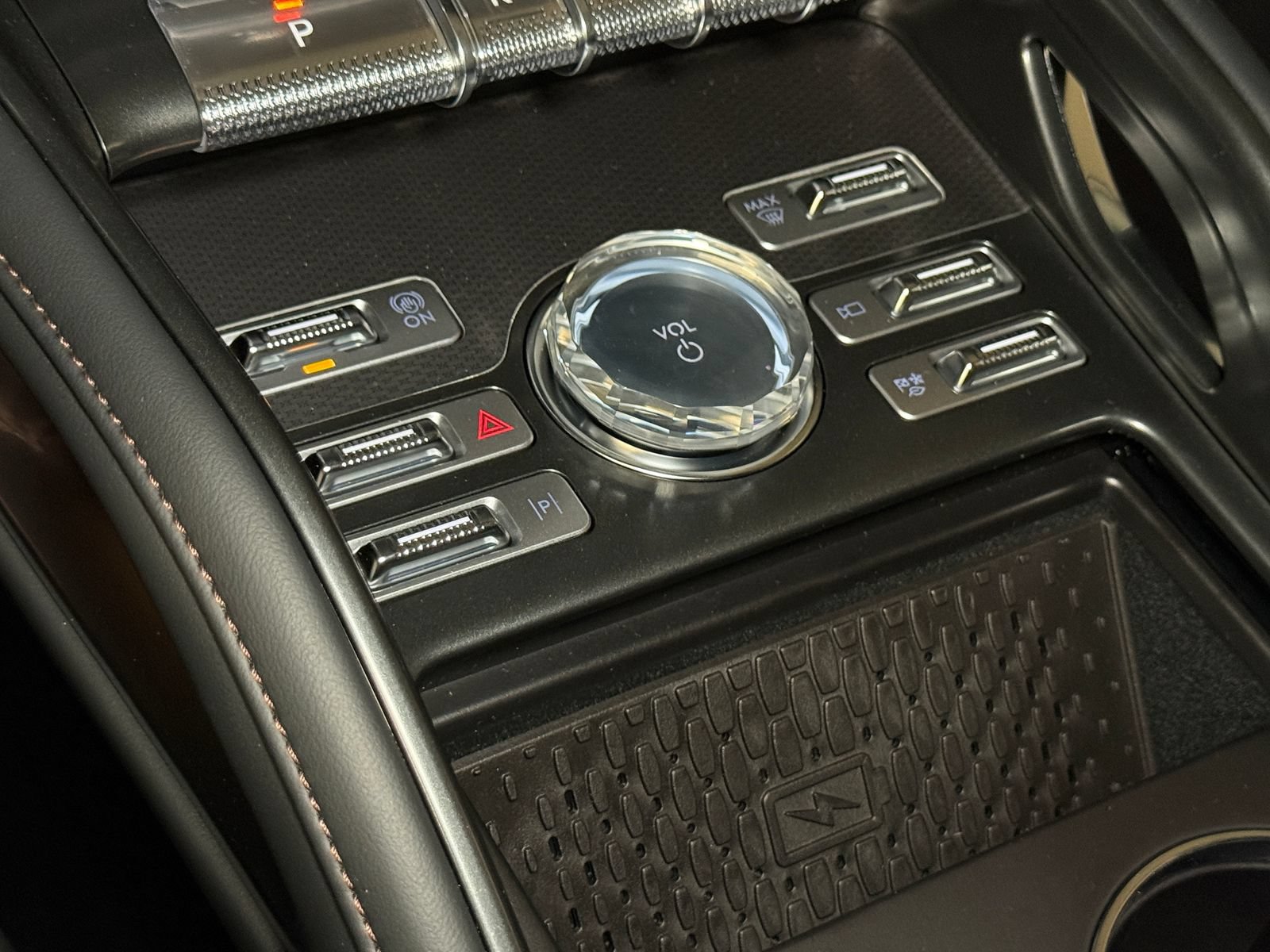 New 2026 Lincoln Nautilus Premier w/ Equipment Group 102A AWD/4WD image 29