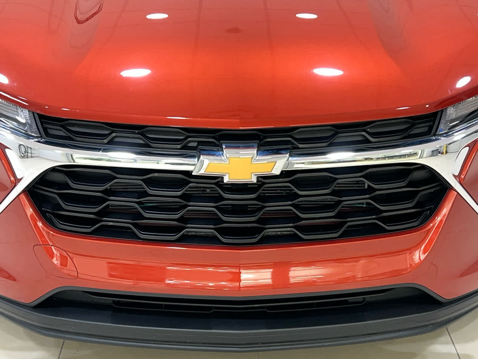 Used 2024 Chevrolet Trax LS w/ LS Convenience Package FWD image 6