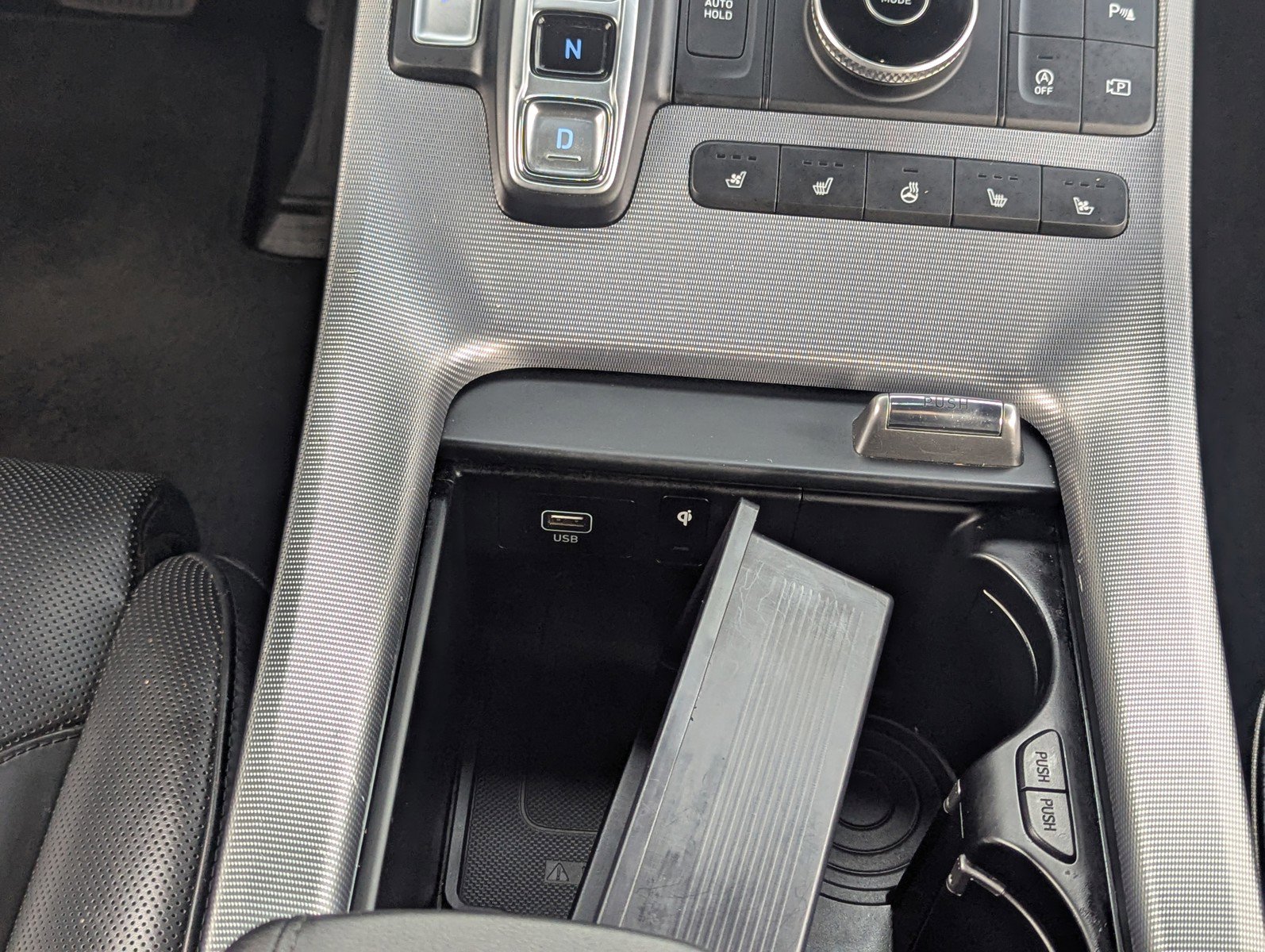 Used 2023 Hyundai Palisade Calligraphy image 21