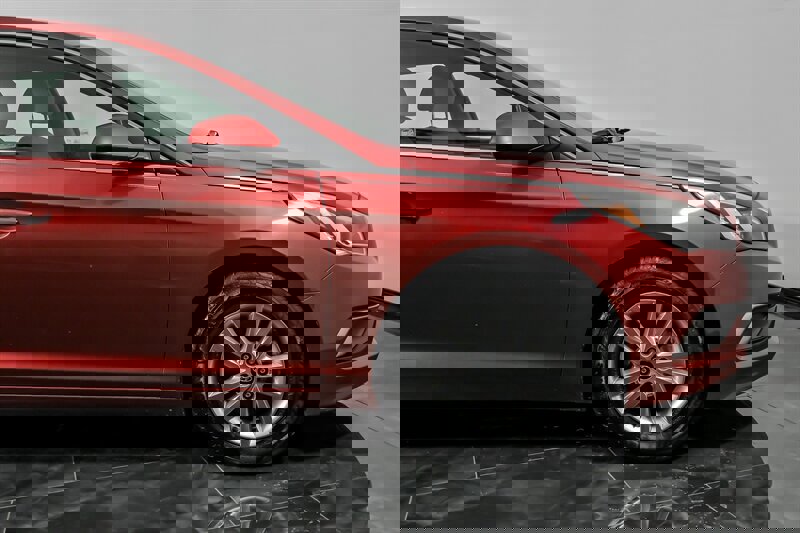 Used 2017 Hyundai Sonata SE FWD image 12