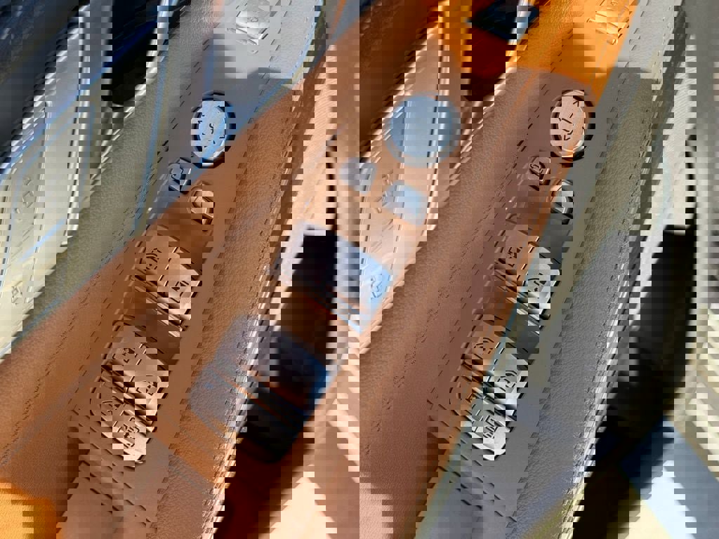 Used 2021 BMW X7 xDrive40i w/ Premium Package image 22