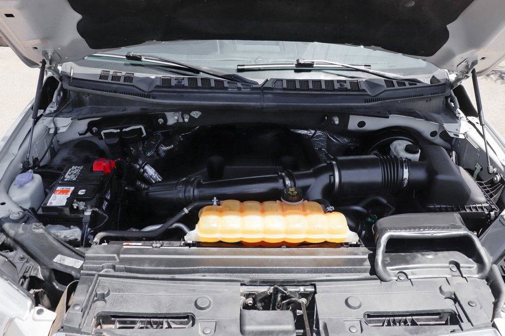 Used 2017 Ford F150 XLT image 12