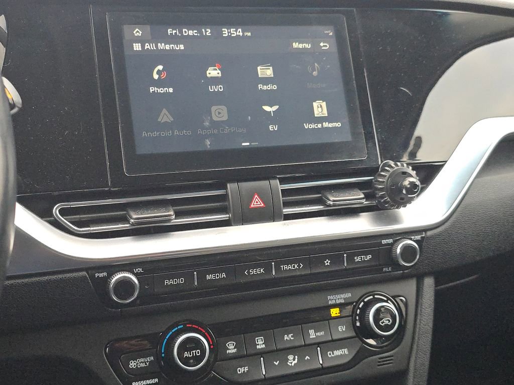 Used 2021 Kia Niro EX w/ Cold Weather Package image 26